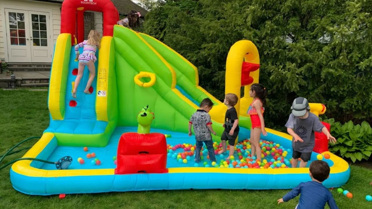 Everything You Need to Know About Bounce Houses with Slides